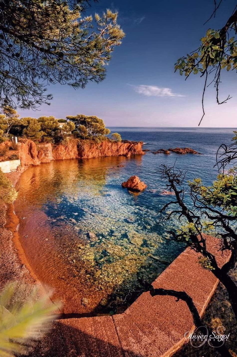 Petit Paradis Vue Mer- Plage Et Calanques A 3 Mn Saint-Raphaël Exterior foto